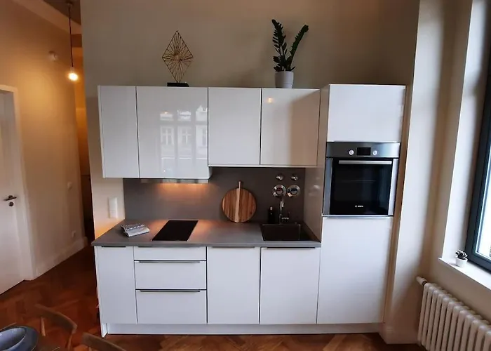 Modern Building With Vertical Garden & 2 Bedrooms * ברלין